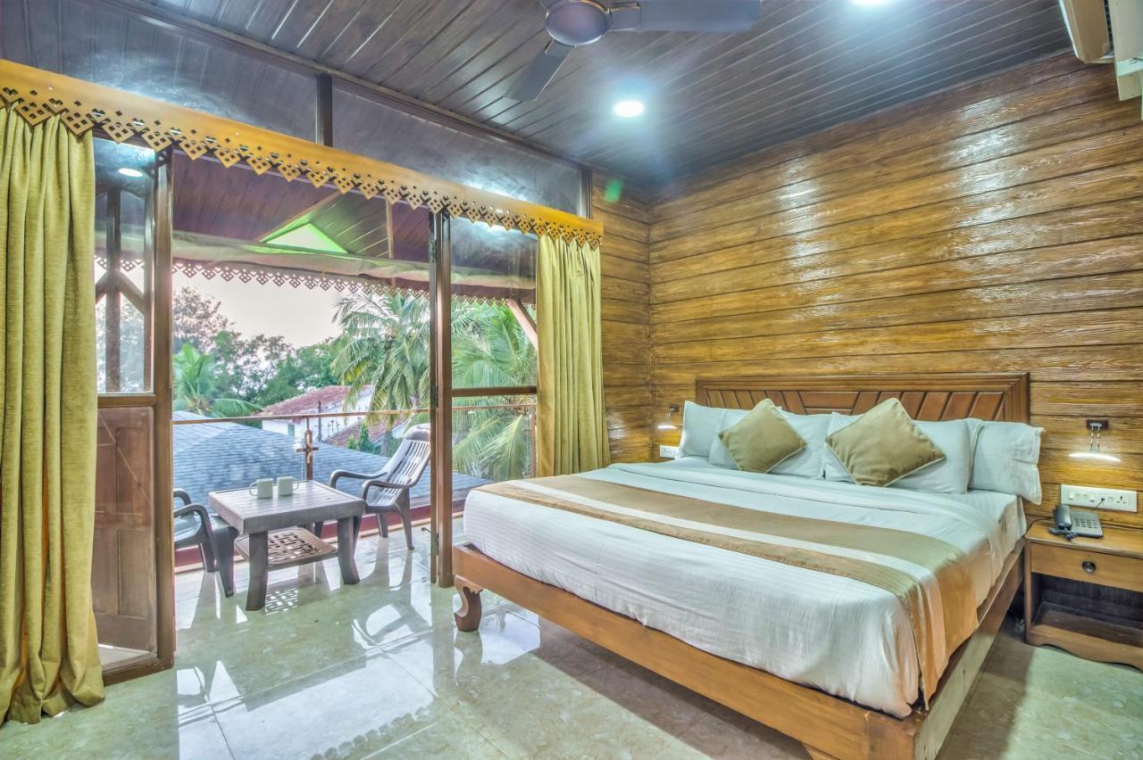 The Village Beach Resort Baga Exterior foto